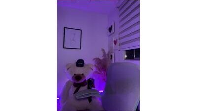 zarah_blare public webcam profile photo 10